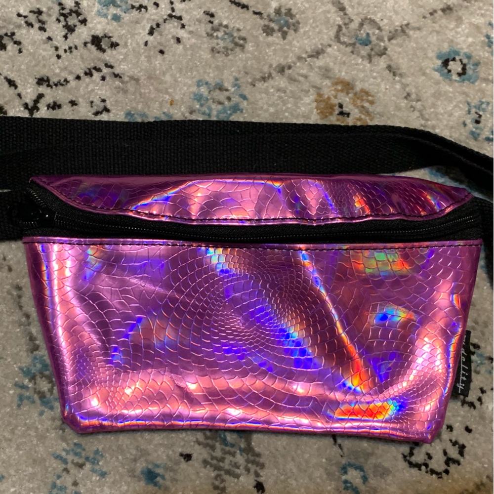 Fydelity metallic faux snakeskin belt bag Fanny pack fannypack beltbag